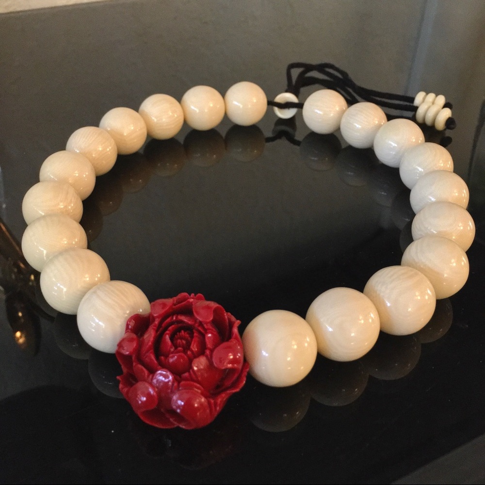 necklace 🌹 bone beads